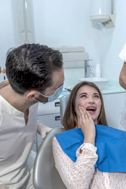 Best Broken or Cracked Tooth Emergency Dentist in Royal Hawaiian Estates, HI